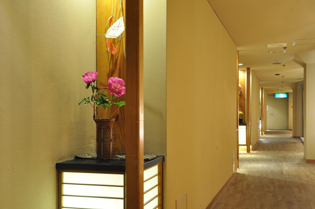 Hotel Ichiei Осака Екстериор снимка